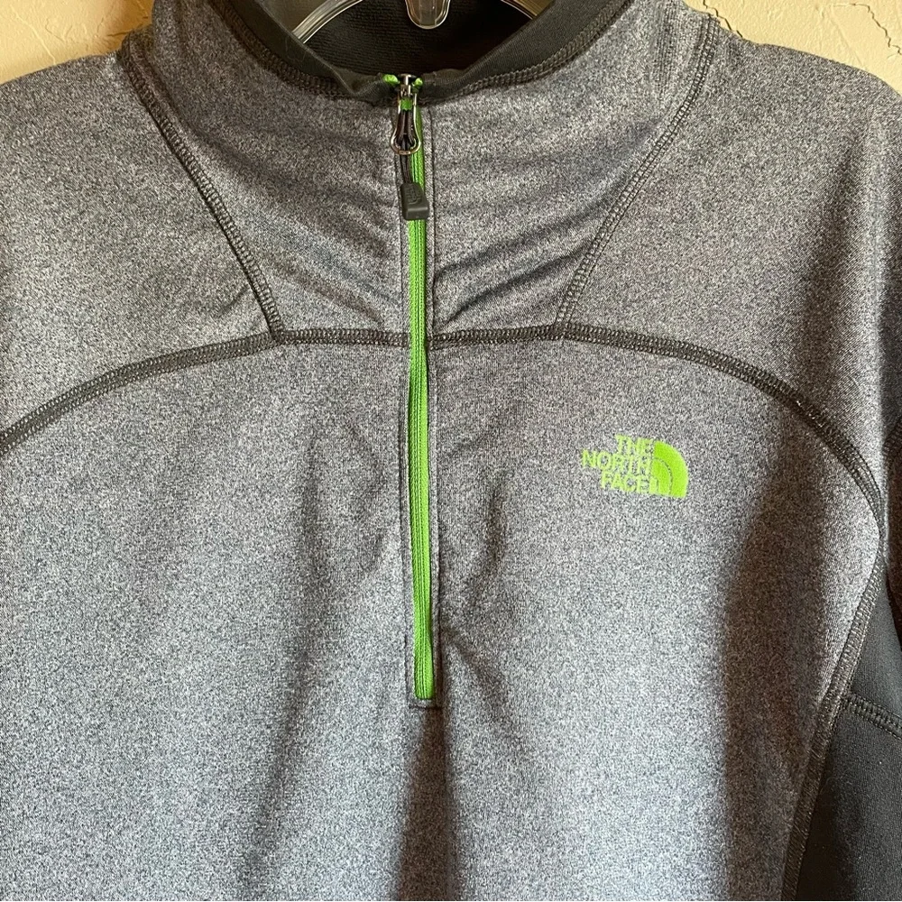 Men's The North Face 1/4 Zip Pullover Sweatshirt Large